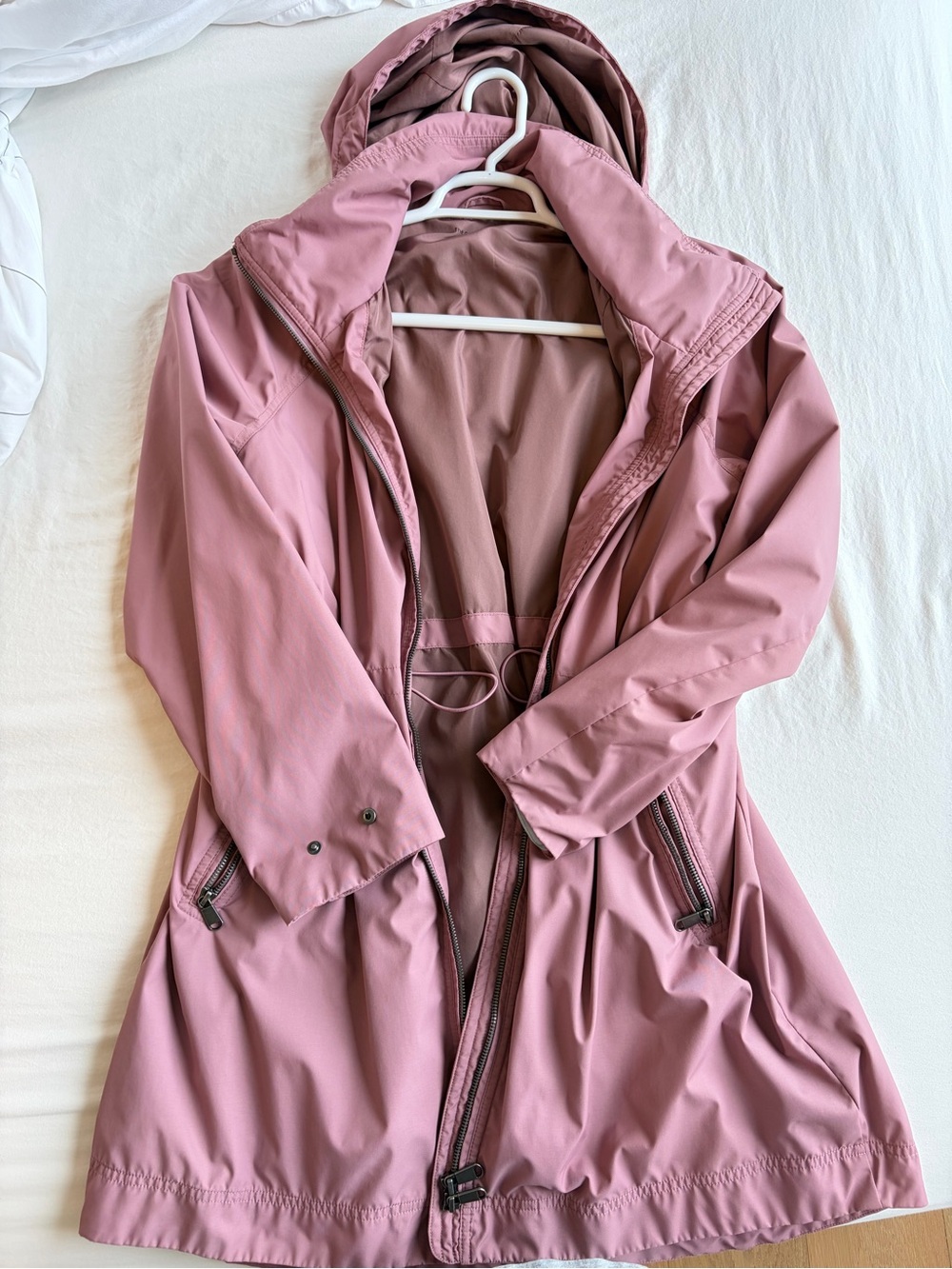 Aritzia Babaton Hooded Utility Jacket